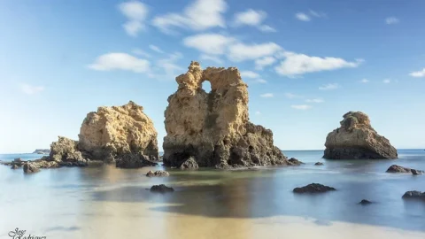 Praia dos Arrifes
