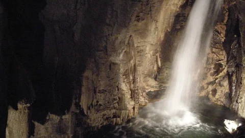 Cuevas de Genova