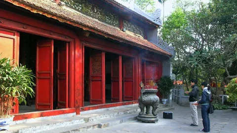 Casa Vermelha (Teatro Ho Long)