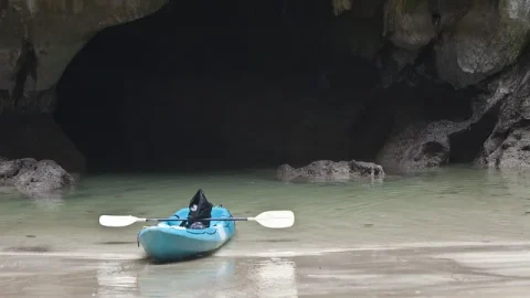 Caverna Esmeralda (Tham Morakot)