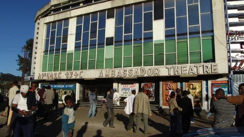 Teatro Ambassadors