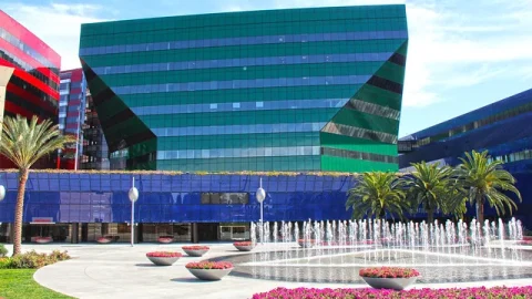 Pacific Design Center (PDC)