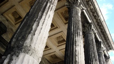 Maison Carrée