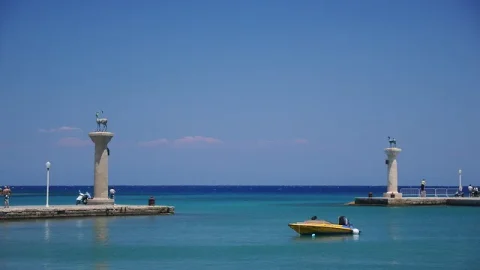 Porto de Mandraki