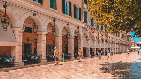 Spianada (Esplanade)