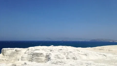 Praia de Sarakiniko