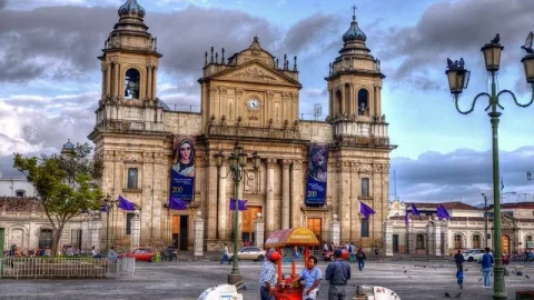 Plaza de la Constitución (Parque Central)