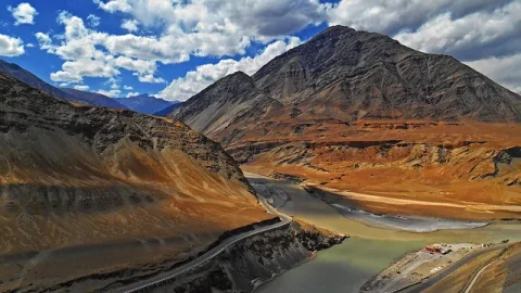 Confluência dos Rios Indo e Zanskar