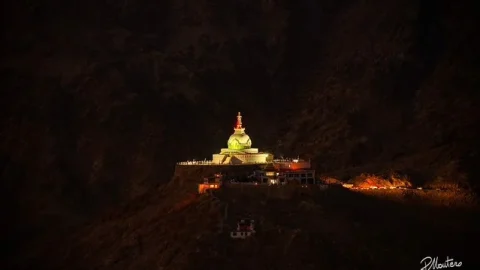 Shanti Stupa
