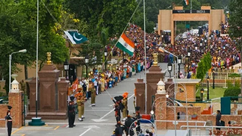Fronteira de Attari-Wagah