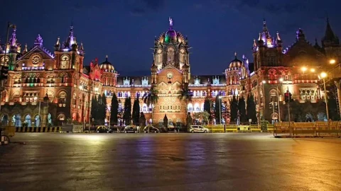 Chhatrapati Shivaji Maharaj Terminus (CSMT)
