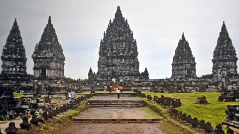Complexo do Templo de Prambanan (Taman Wisata Candi Prambanan)