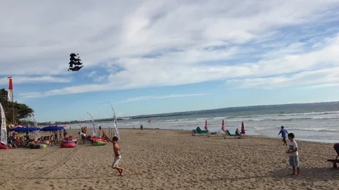 Praia de Seminyak (Pantai Seminyak)