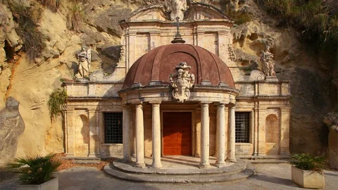 Tempietto di Sant’Emidio alle Grotte