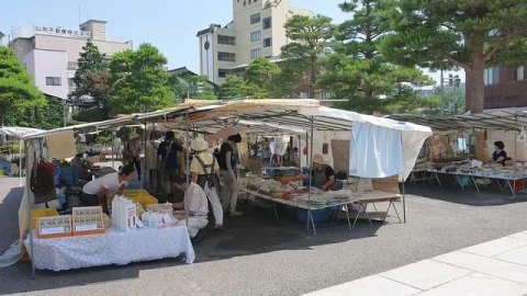 Mercados Matinais de Takayama (Asaichi)