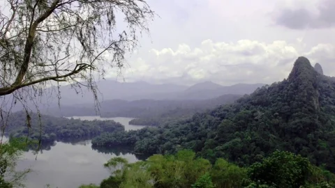 Colina Melawati (Bukit Melawati)