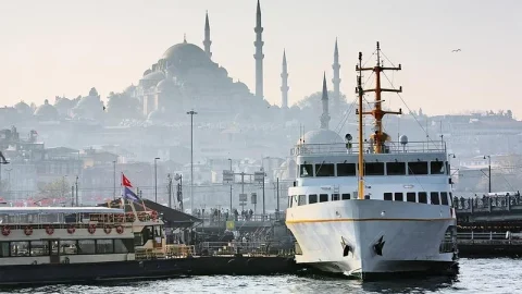 Embarcadouro de Eminönü (Eminönü Iskelesi)