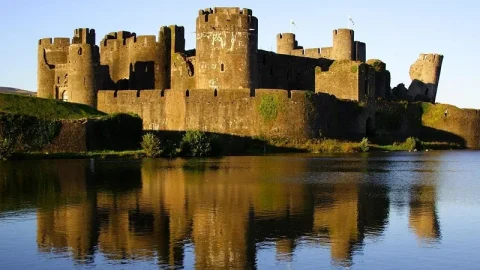Castelo de Caerphilly (Castell Caerffili)