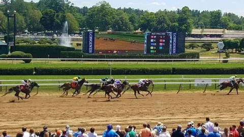 Saratoga Race Course