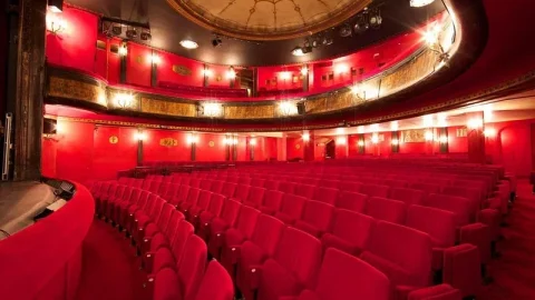 Théâtre des Nouveautés